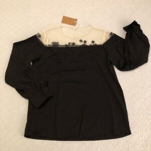 Soolinen black sheer lace panel top blouse. Size large.NWT